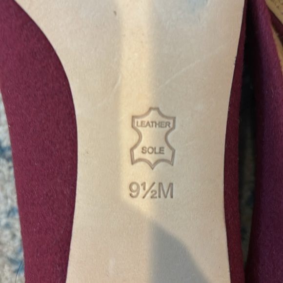 TORY BURCH Antonia Loafer Embroidered Monogram Imperial Garnet Perfect Navy 9.5 - Picture 3 of 6